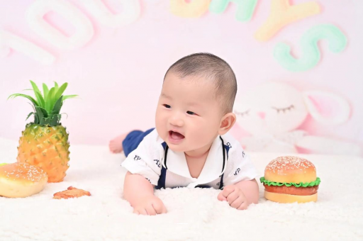 黄山宝宝在妈妈肚子里 黄山宝宝在妈妈肚子里